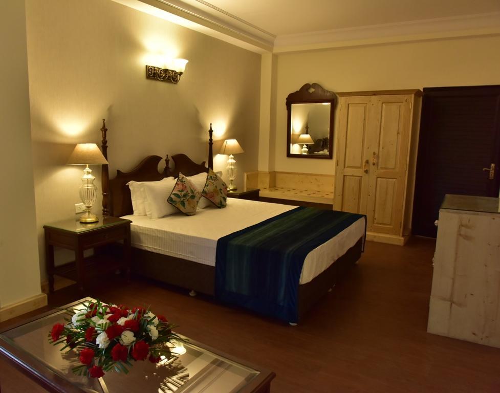 The Oaktree House Shimla Exterior foto