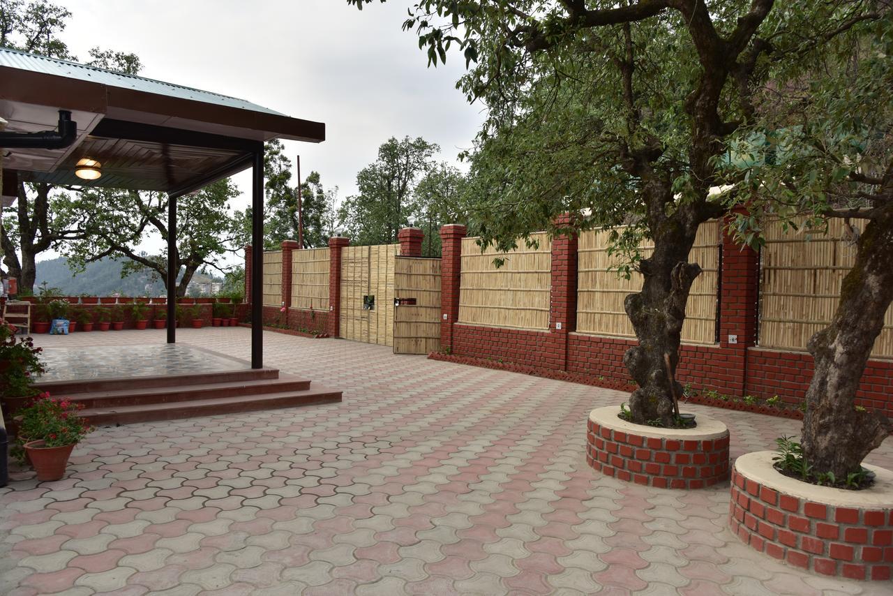 The Oaktree House Shimla Exterior foto