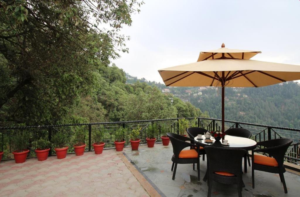 The Oaktree House Shimla Exterior foto